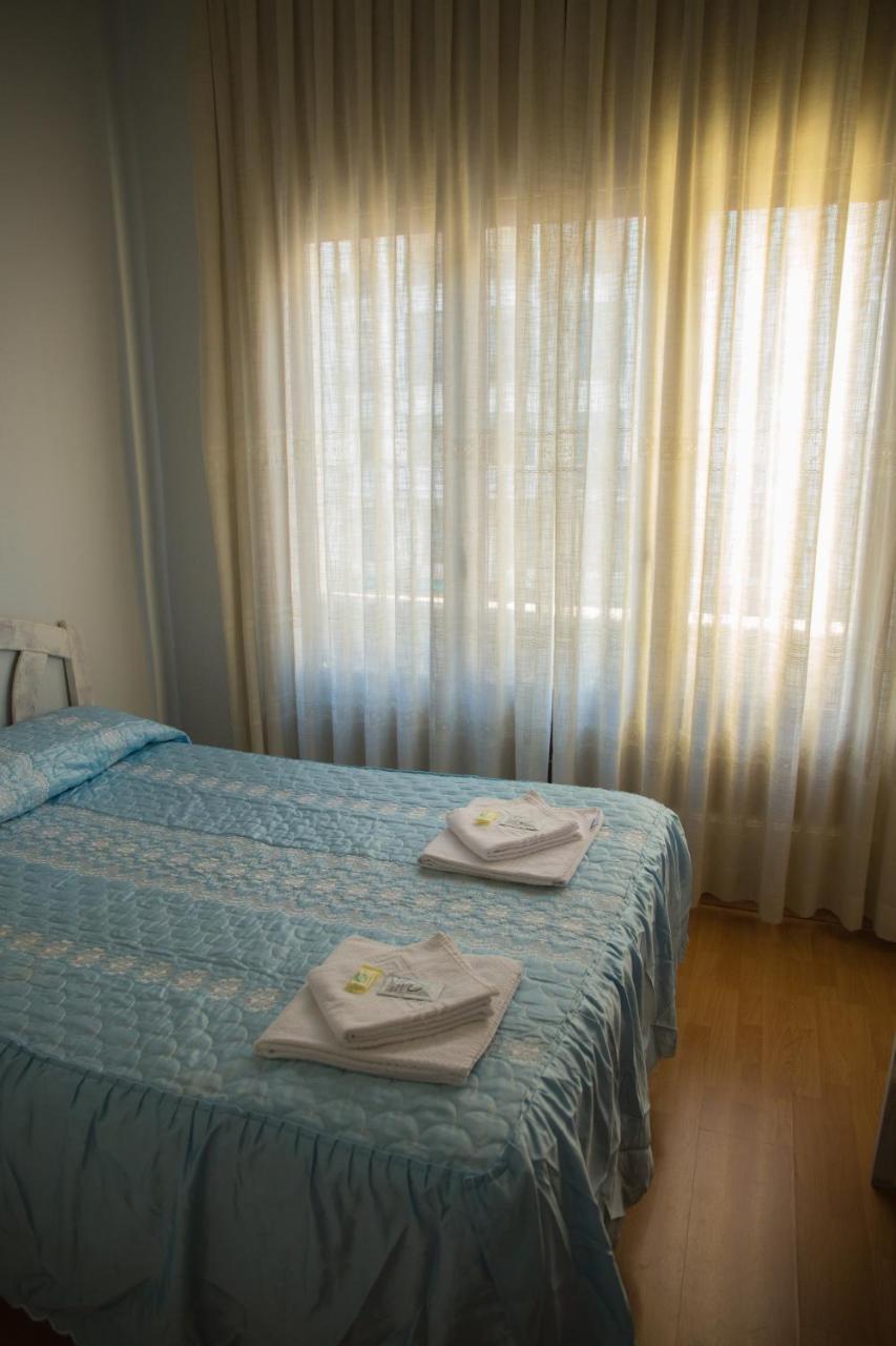 Hostal Lamalonga Casa de hóspedes Madri